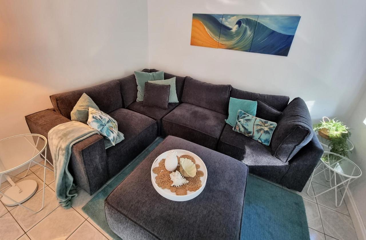 Chill-Out Beachside - Main Beach פורסטר מראה חיצוני תמונה